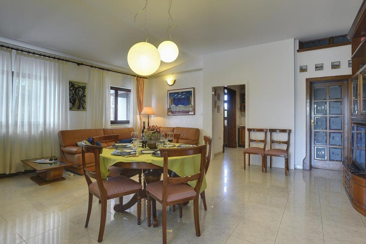 באניולה Villa Mima מראה חיצוני תמונה